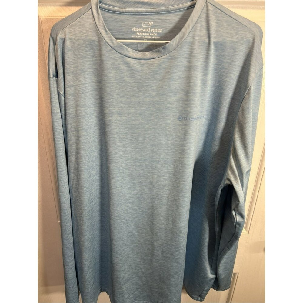 Vineyard Vines Men’s XL Blue Performance Long Sleeve Tee | Casual Comfort
